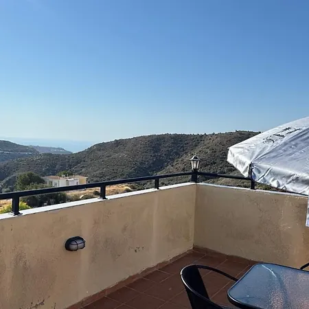 Olympus Villa Pissoúri